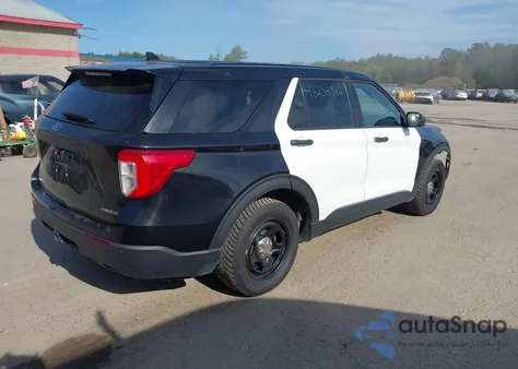 2020 Ford Police Interceptor z USA, uszkodzony, nr VIN 1FM5K8AW4LGC65531